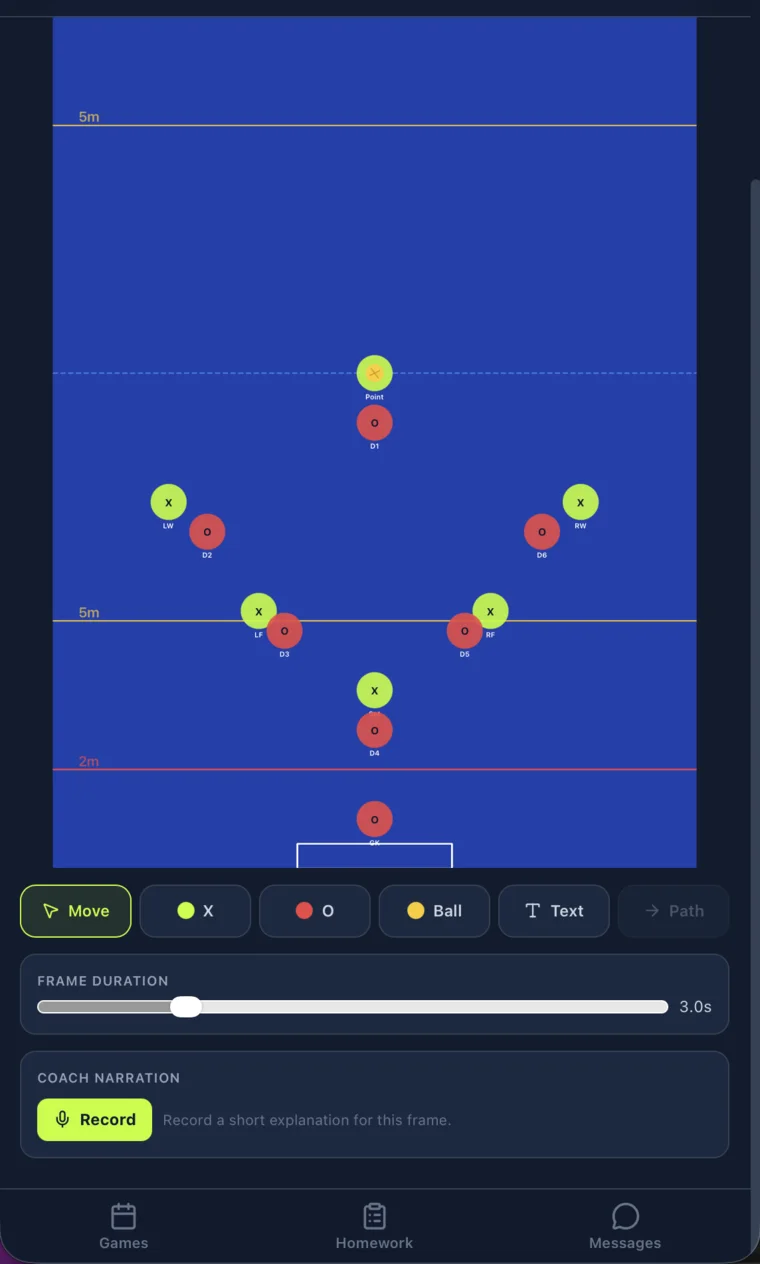 Playbook editor with X and O markers on the field and voice narration controls